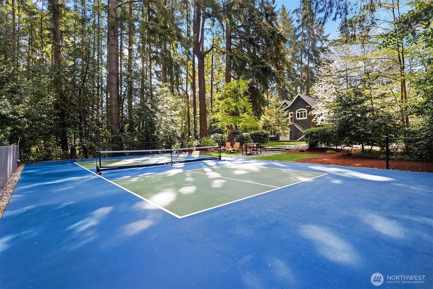 10444 SE 22nd Street , Bellevue, WA 98004