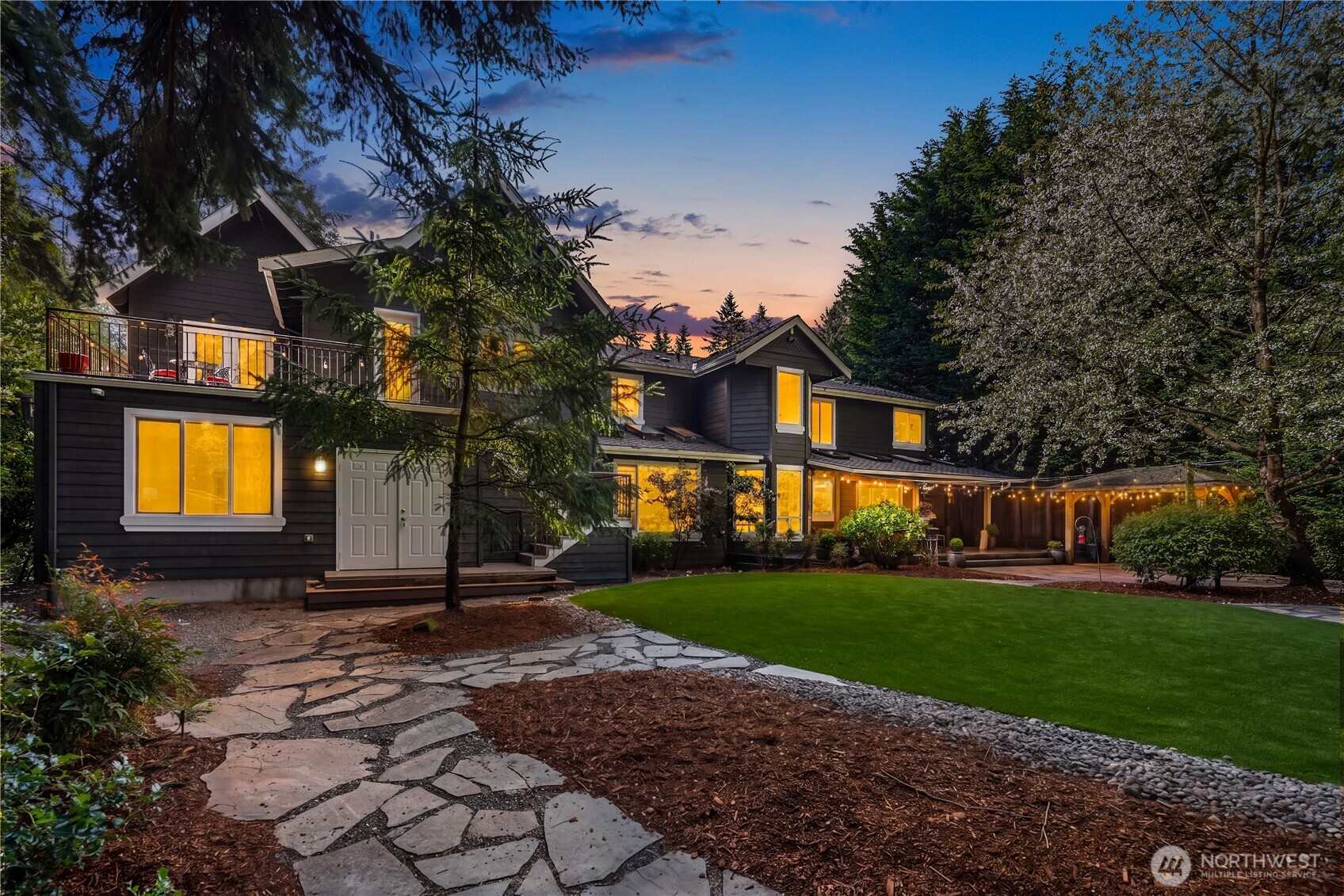 10444 SE 22nd Street , Bellevue, WA 98004