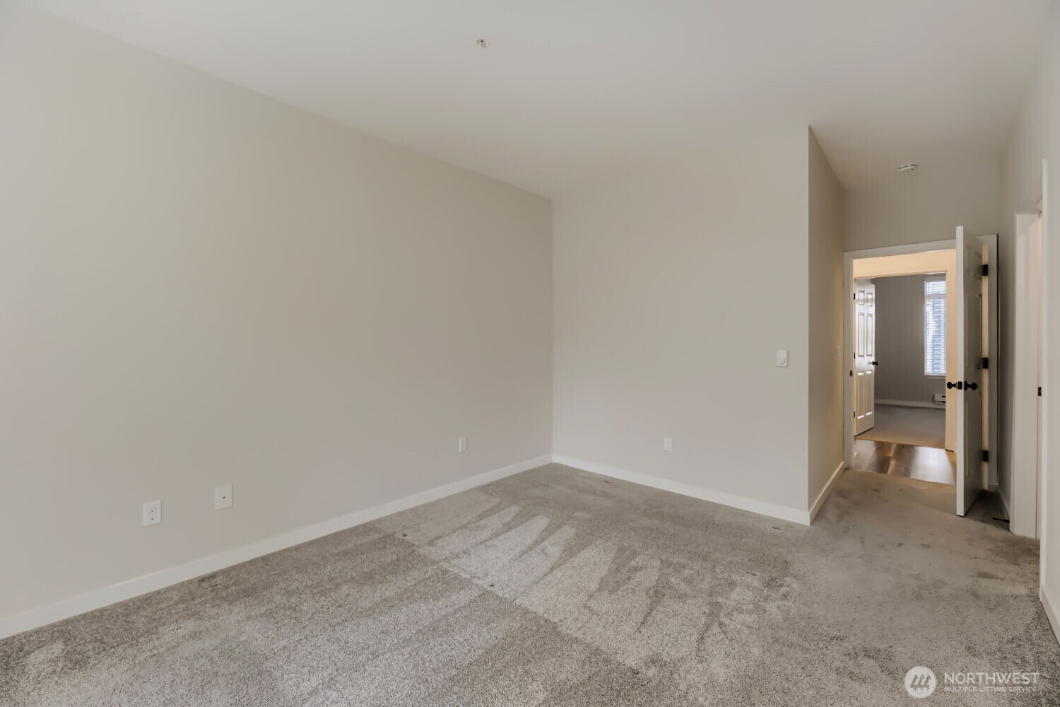 5400 Harbour Pointe Boulevard #G104, Mukilteo, WA 98275