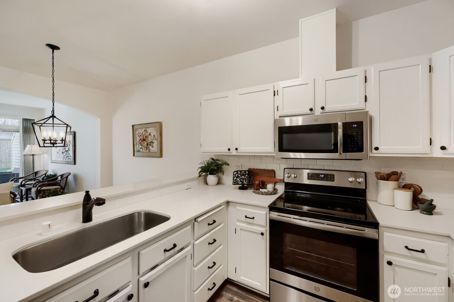 5400 Harbour Pointe Boulevard #G104, Mukilteo, WA 98275