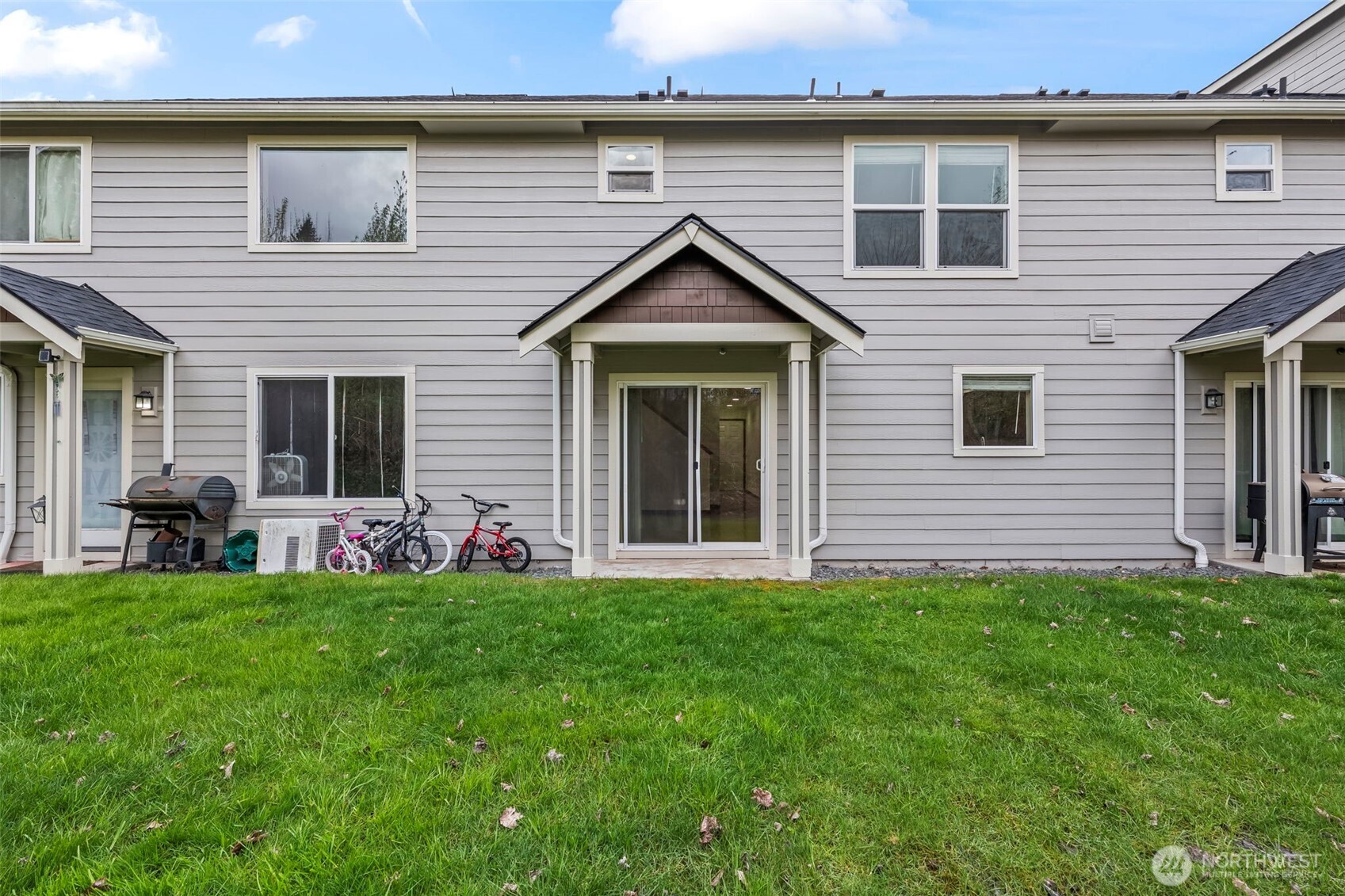 17817 79th Avenue Ct E, Puyallup, WA 98375