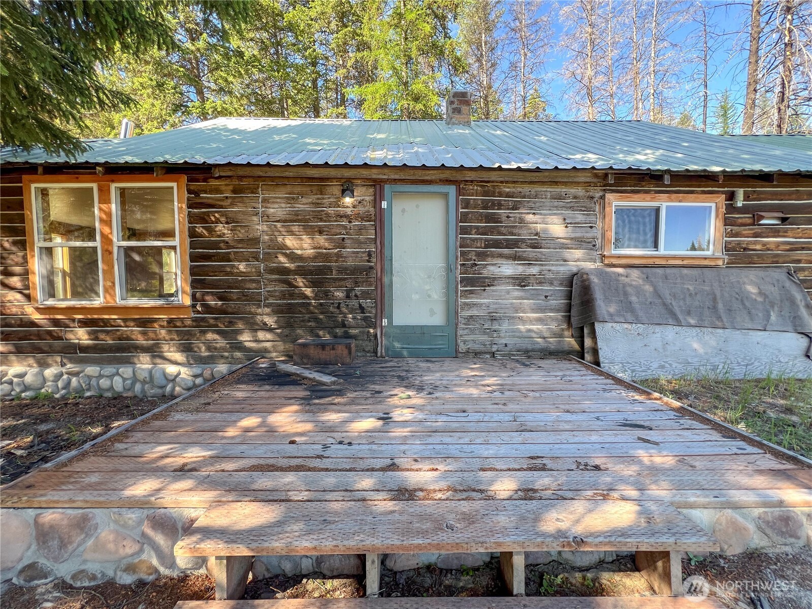 331 Bonaparte Lake Road , Tonasket, WA 98859