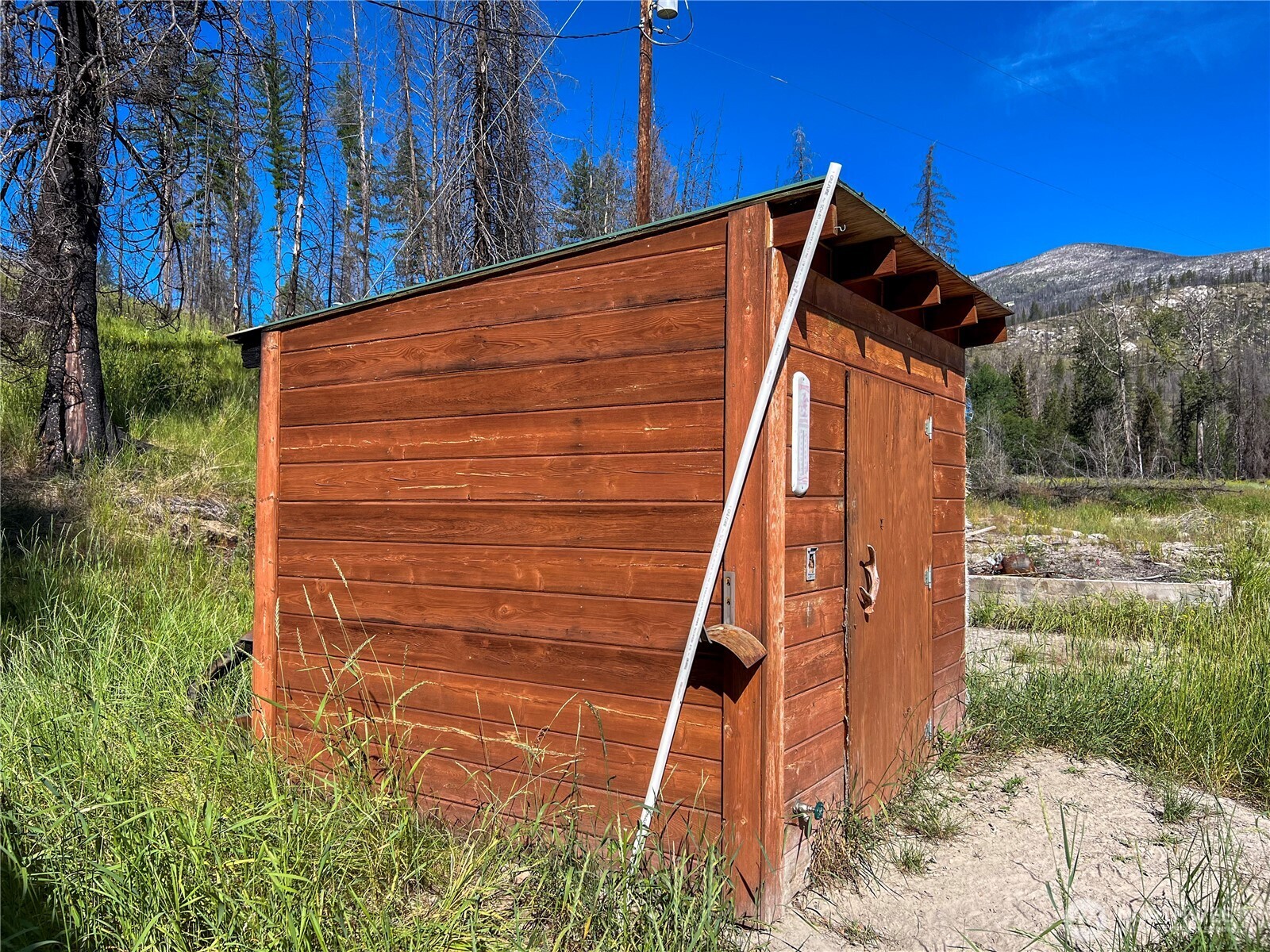 331 Bonaparte Lake Road , Tonasket, WA 98859
