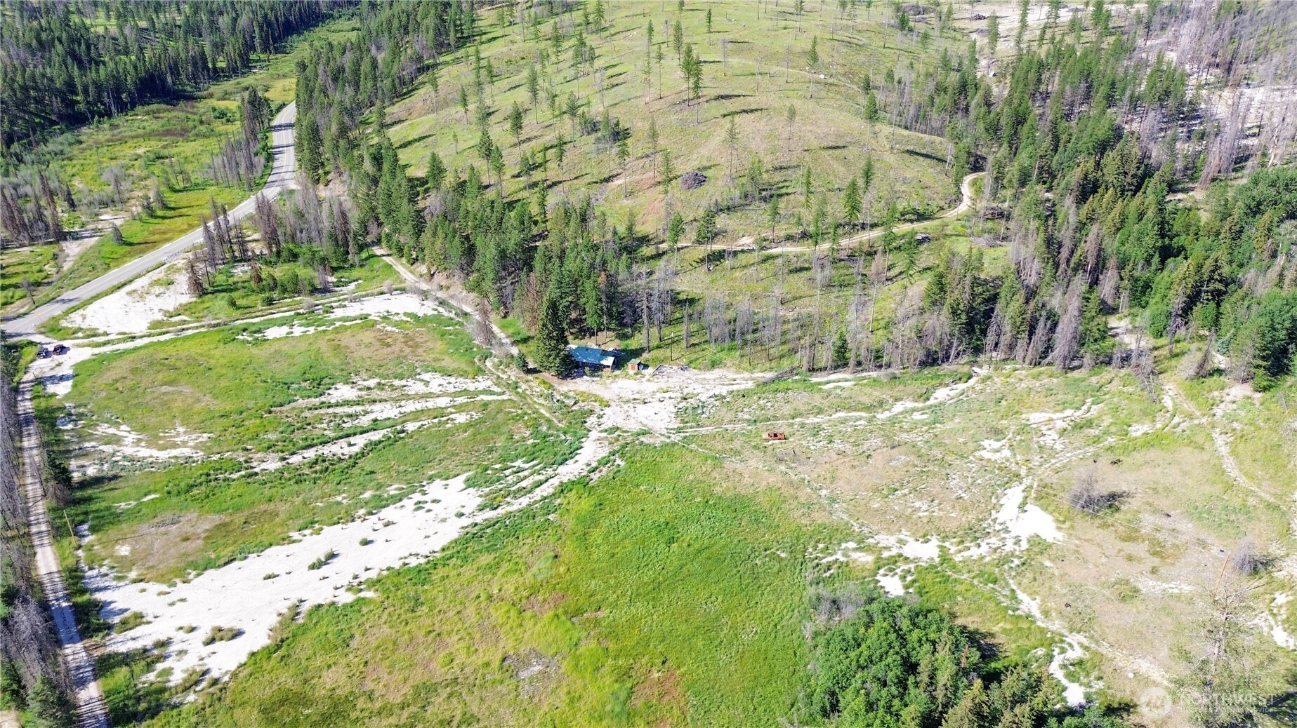 331 Bonaparte Lake Road , Tonasket, WA 98859