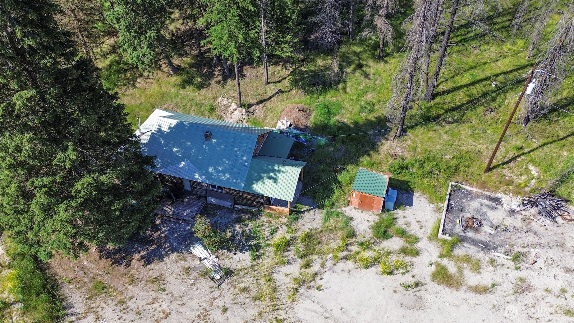 331 Bonaparte Lake Road , Tonasket, WA 98859