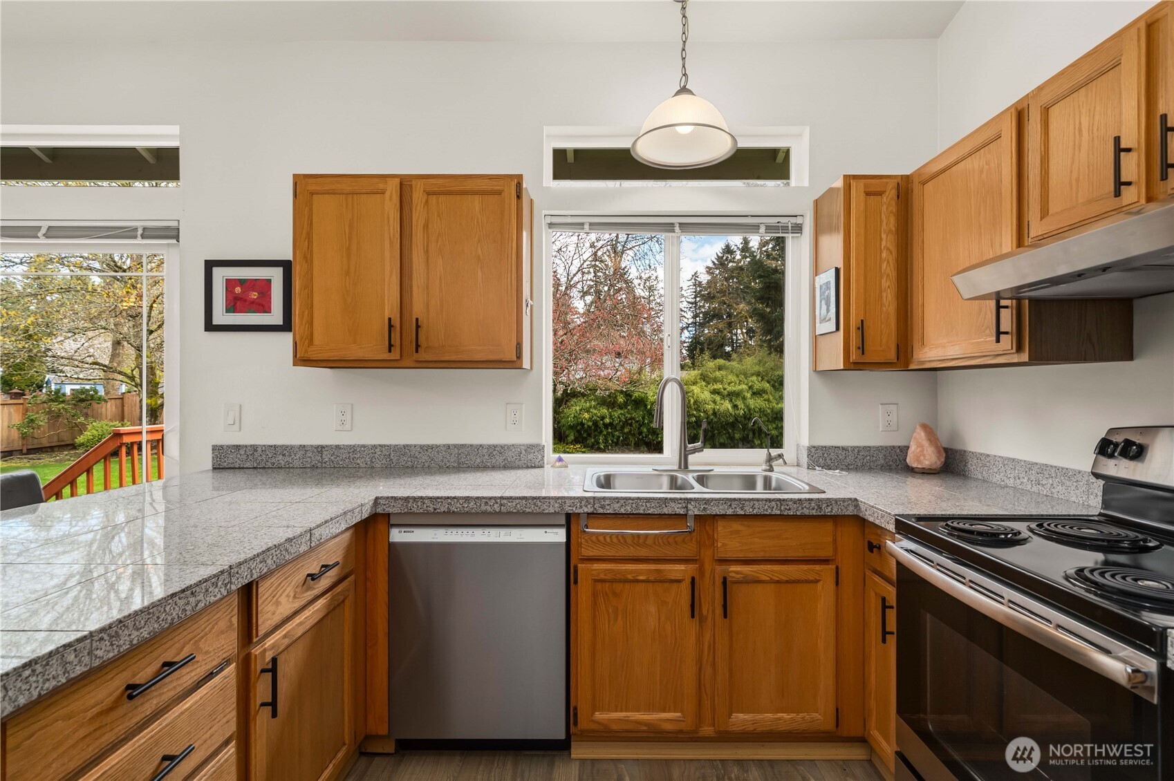 11103 222nd Avenue Ct E, Buckley, WA 98321-9236