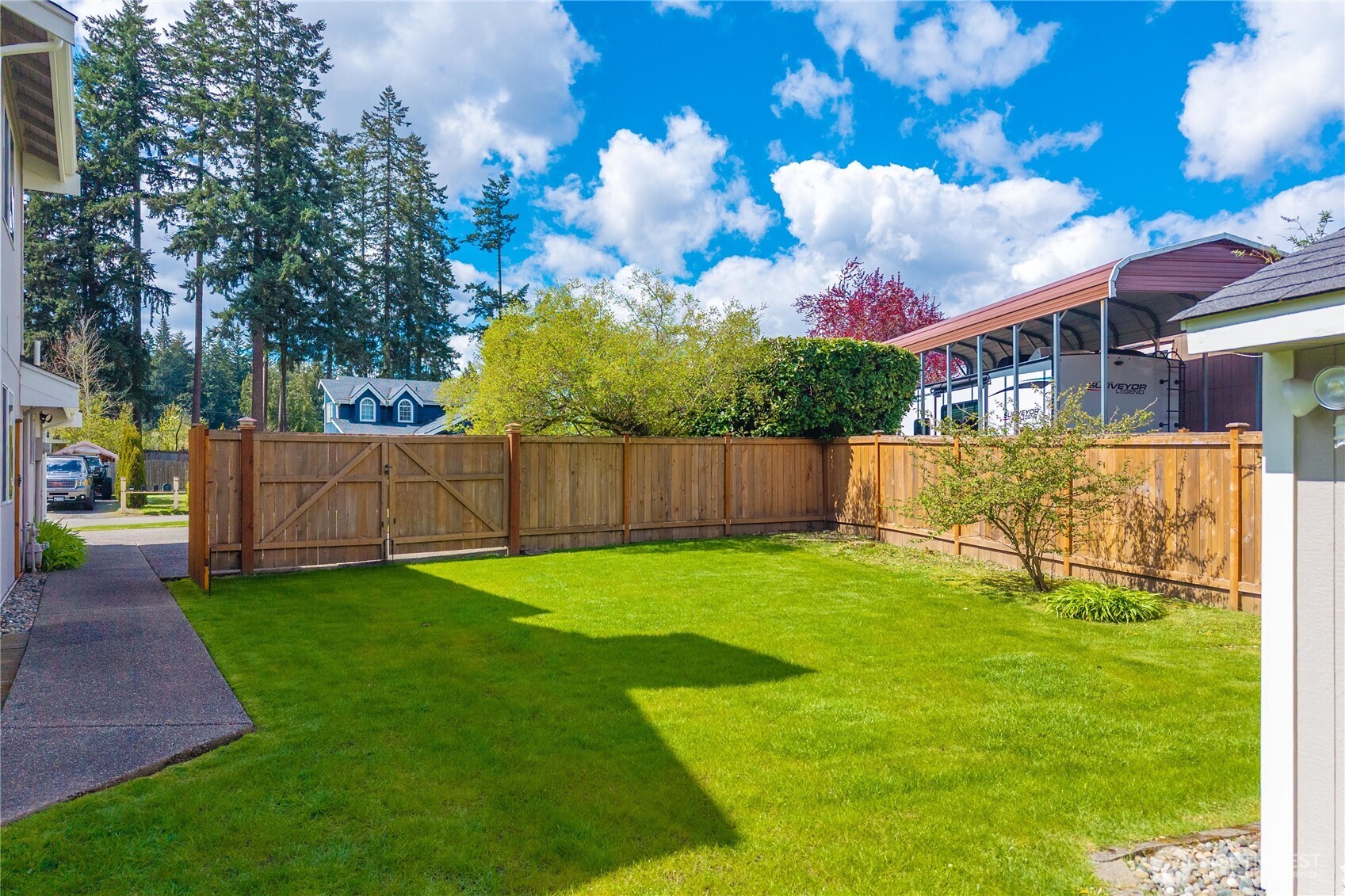 11103 222nd Avenue Ct E, Buckley, WA 98321-9236