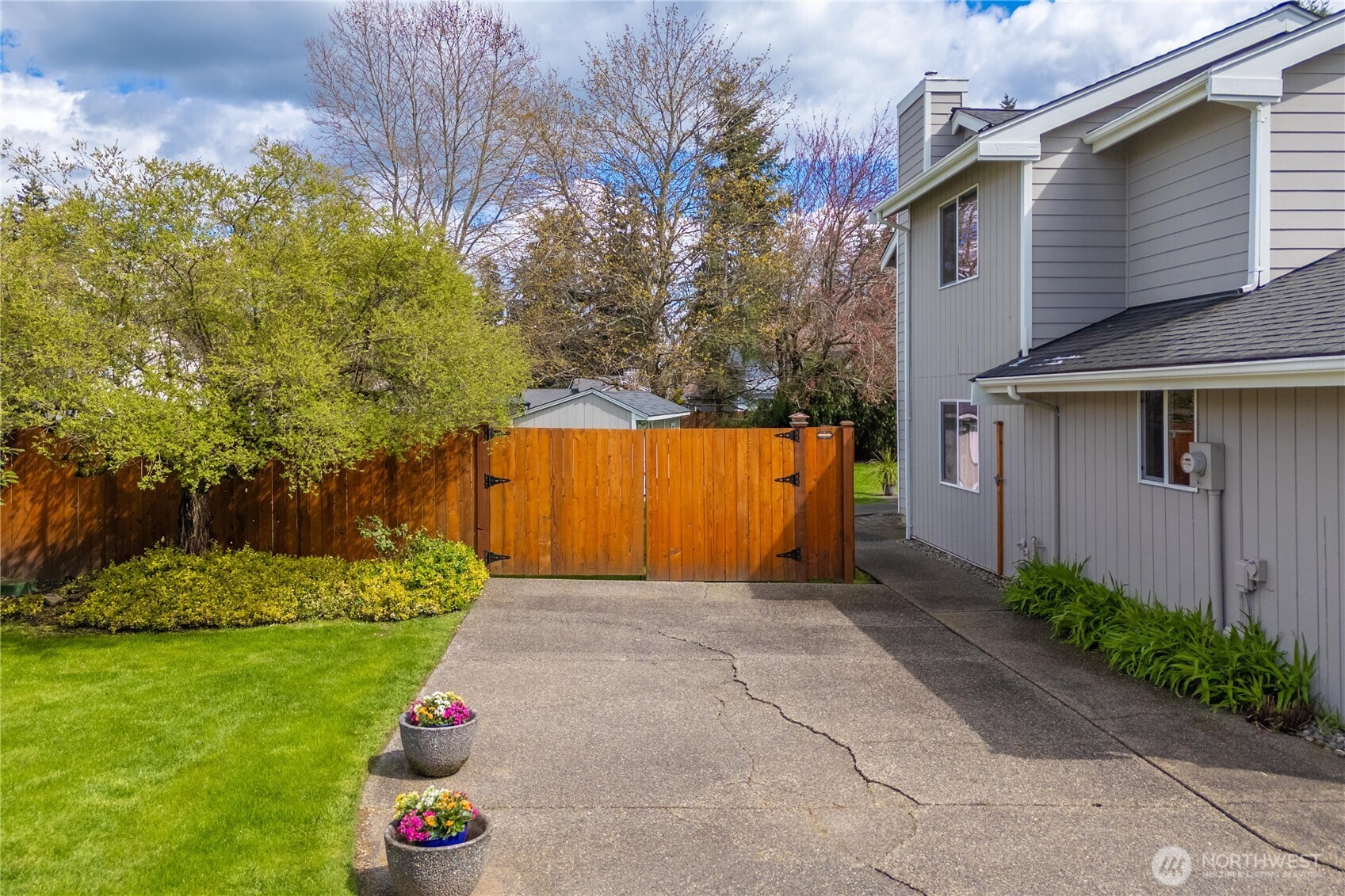 11103 222nd Avenue Ct E, Buckley, WA 98321-9236