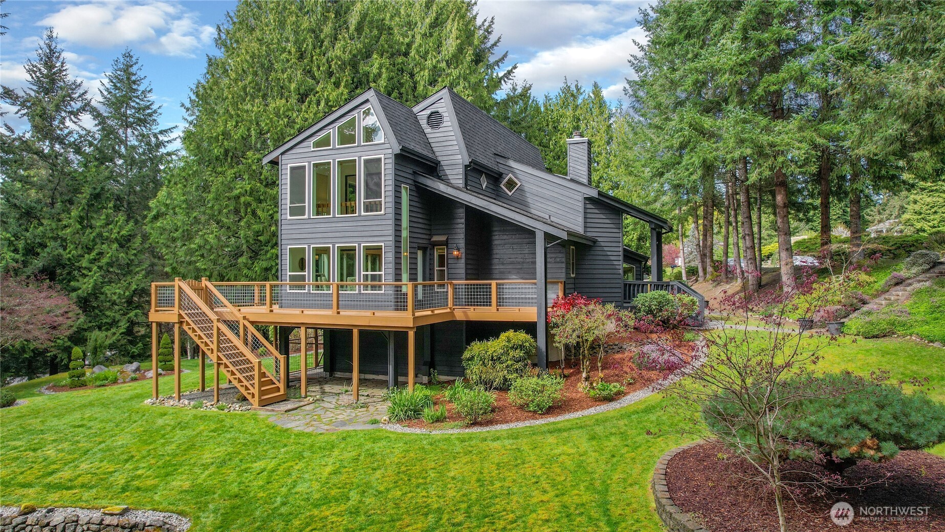 24225 Fjord Place NW, Poulsbo, WA 98370