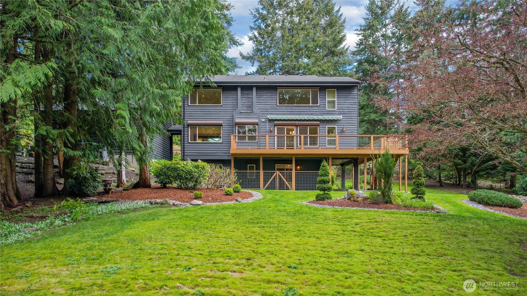 24225 Fjord Place NW, Poulsbo, WA 98370