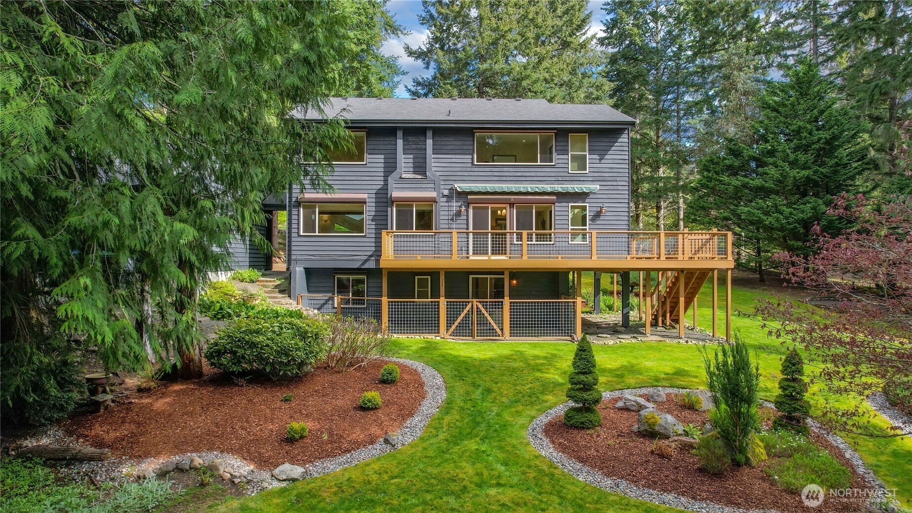 24225 Fjord Place NW, Poulsbo, WA 98370