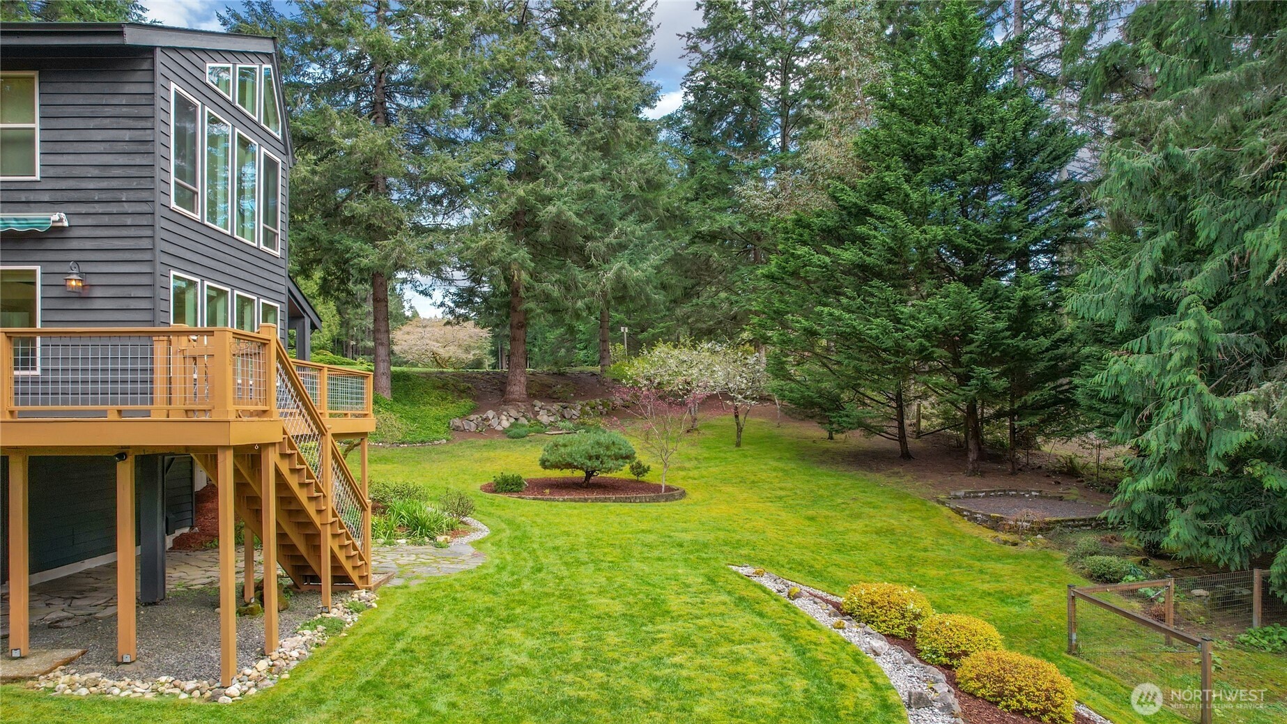 24225 Fjord Place NW, Poulsbo, WA 98370