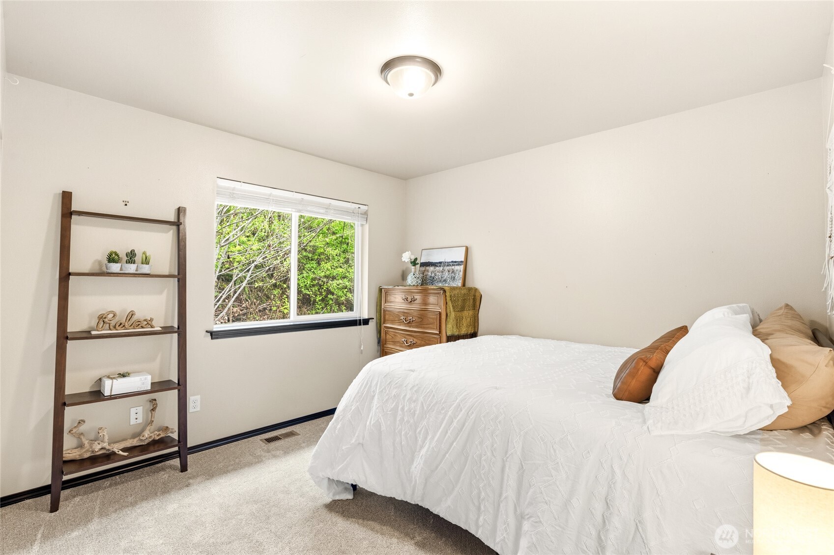 9702 Lowell Larimer Road , Everett, WA 98208
