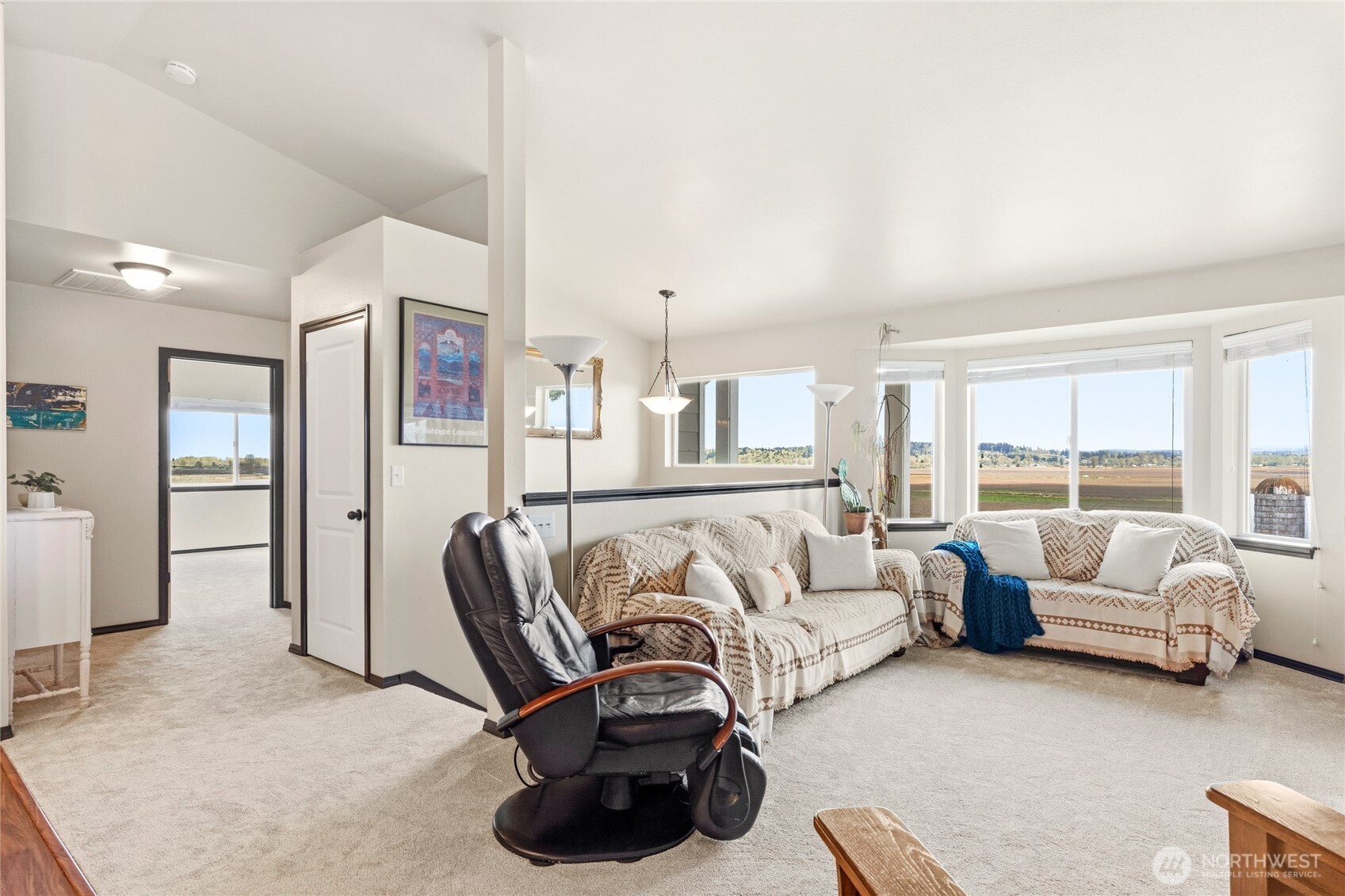 9702 Lowell Larimer Road , Everett, WA 98208
