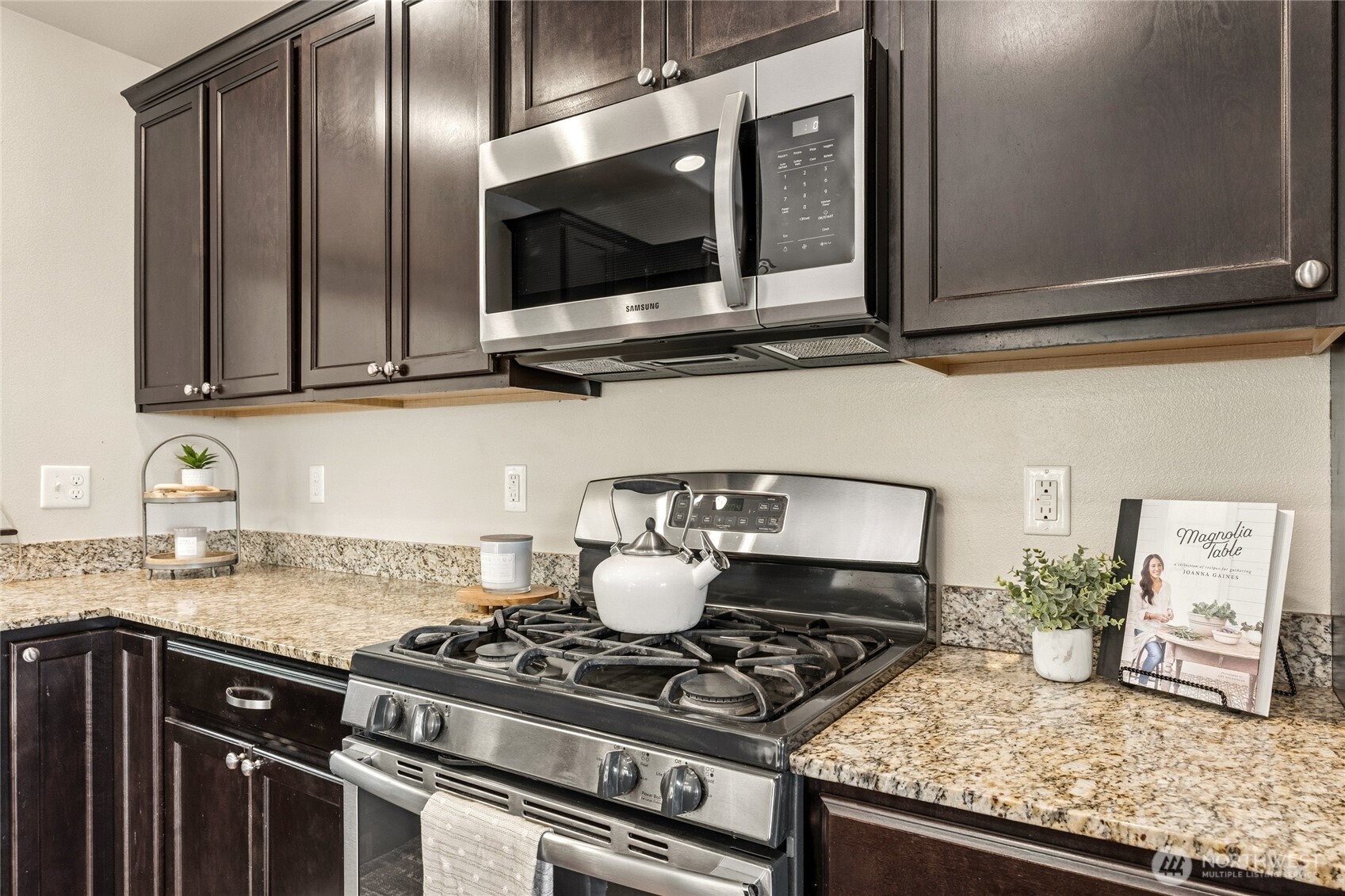9702 Lowell Larimer Road , Everett, WA 98208