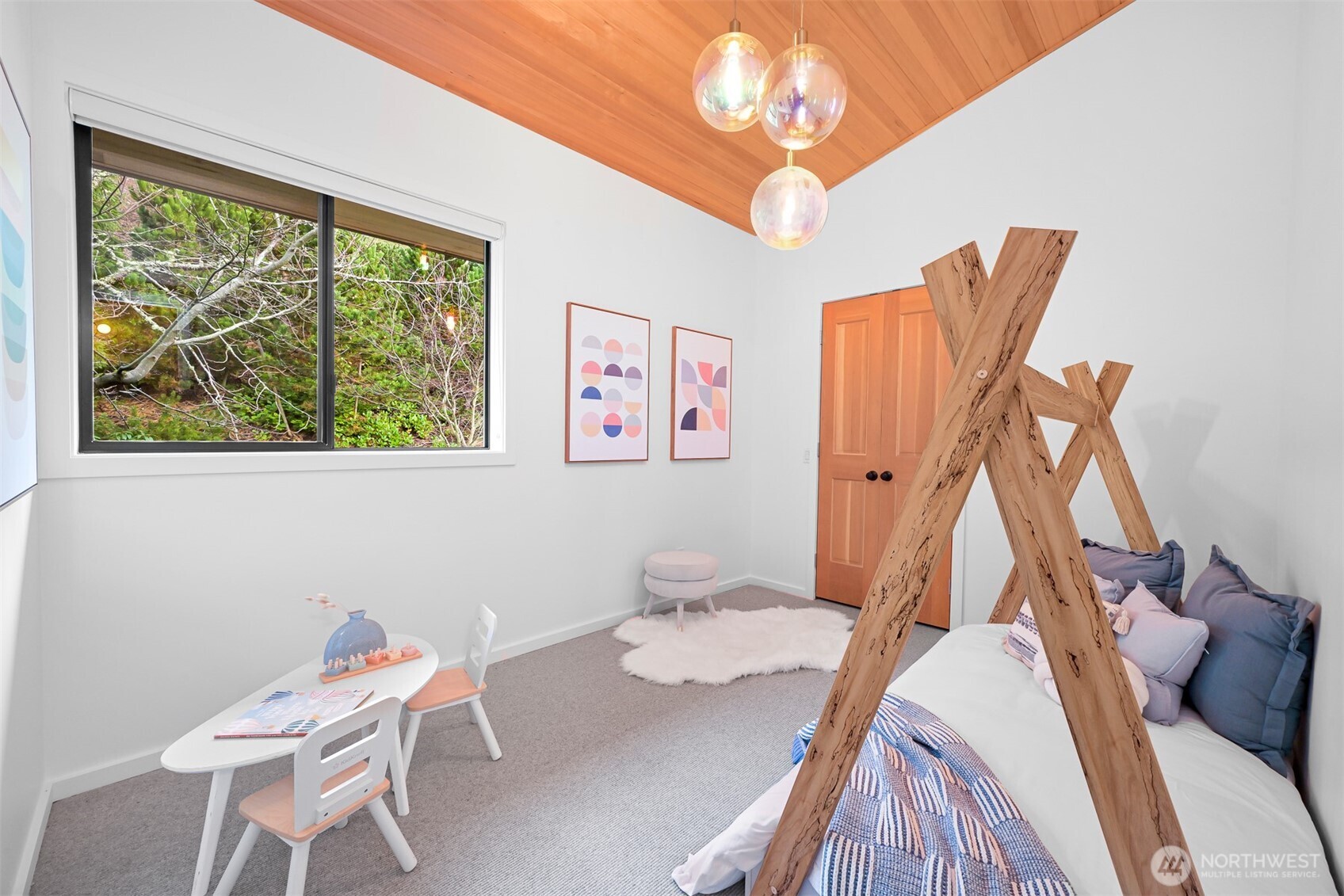 1195 Brighton Crest Drive , Bellingham, WA 98229