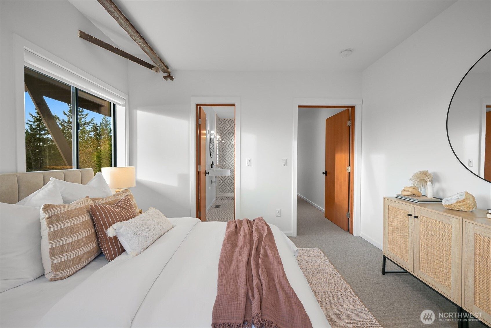 1195 Brighton Crest Drive , Bellingham, WA 98229