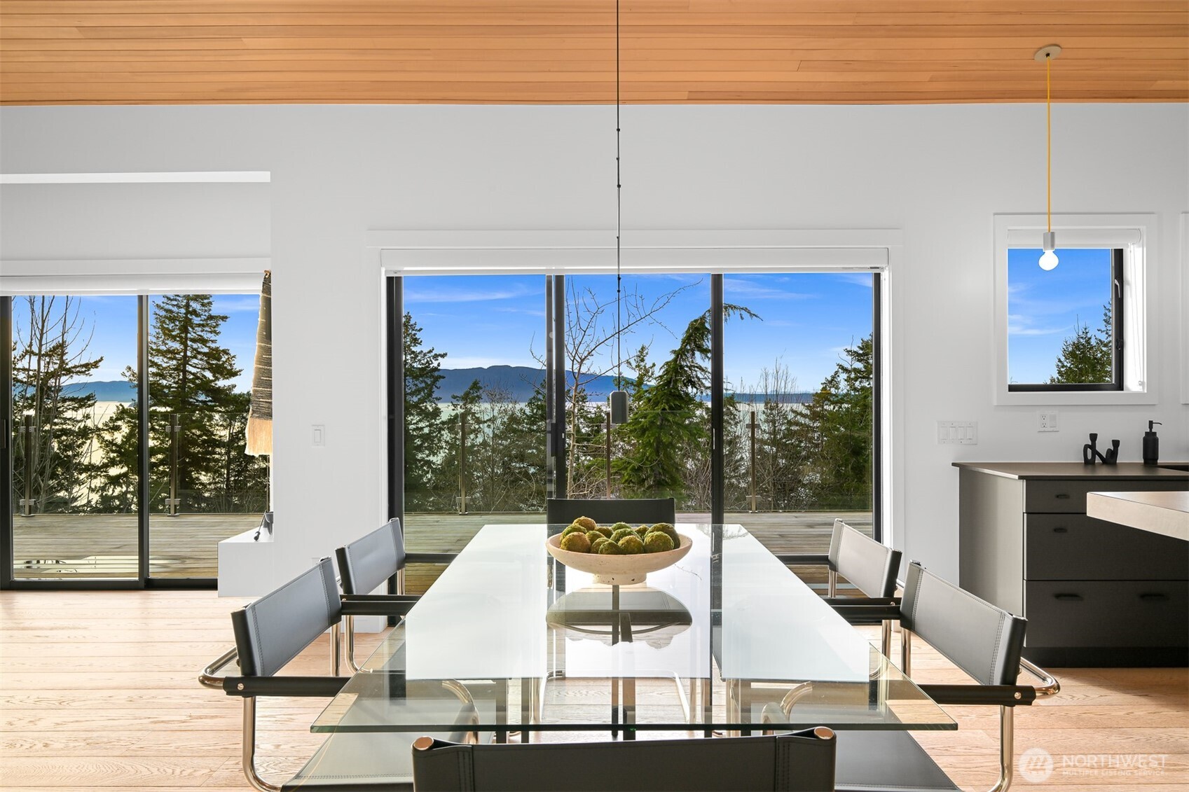 1195 Brighton Crest Drive , Bellingham, WA 98229