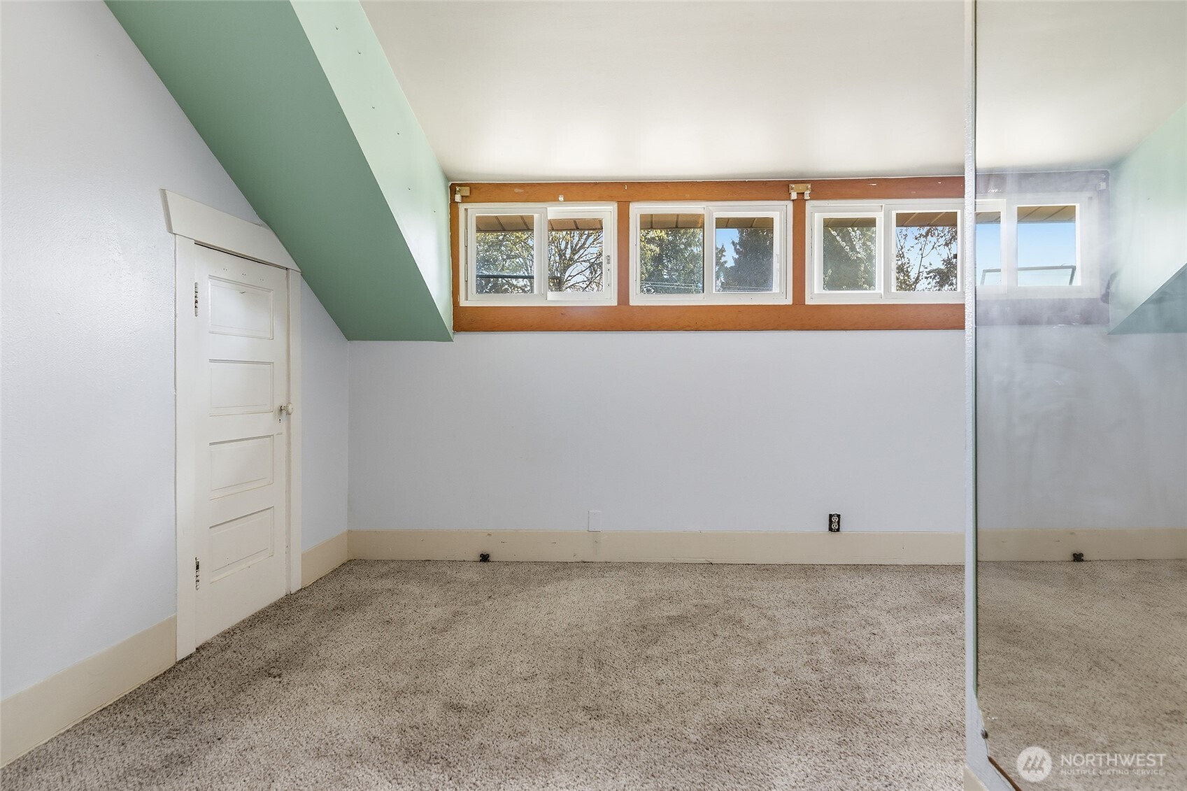 11653 Glendale Way S, Seattle, WA 98168-1244
