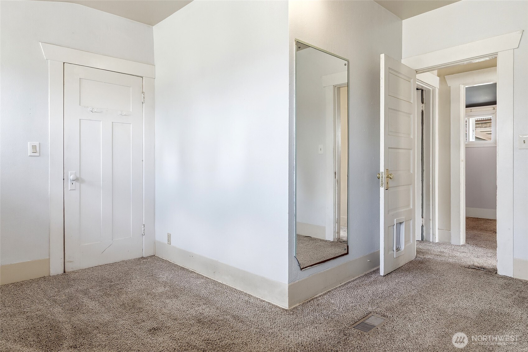 11653 Glendale Way S, Seattle, WA 98168-1244
