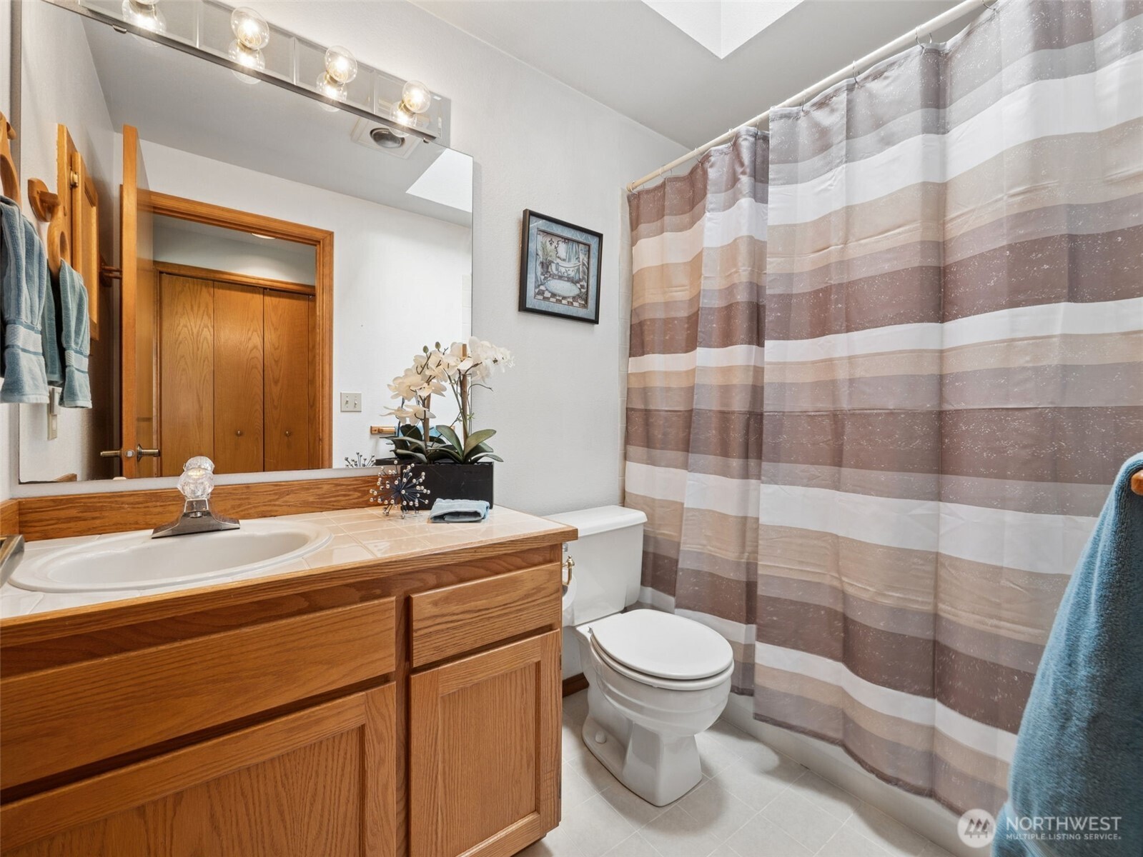 24315 SE 225th Street , Maple Valley, WA 98038