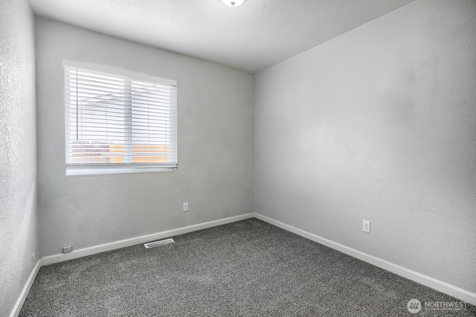 1607 Springfield Court NE, Olympia, WA 98506