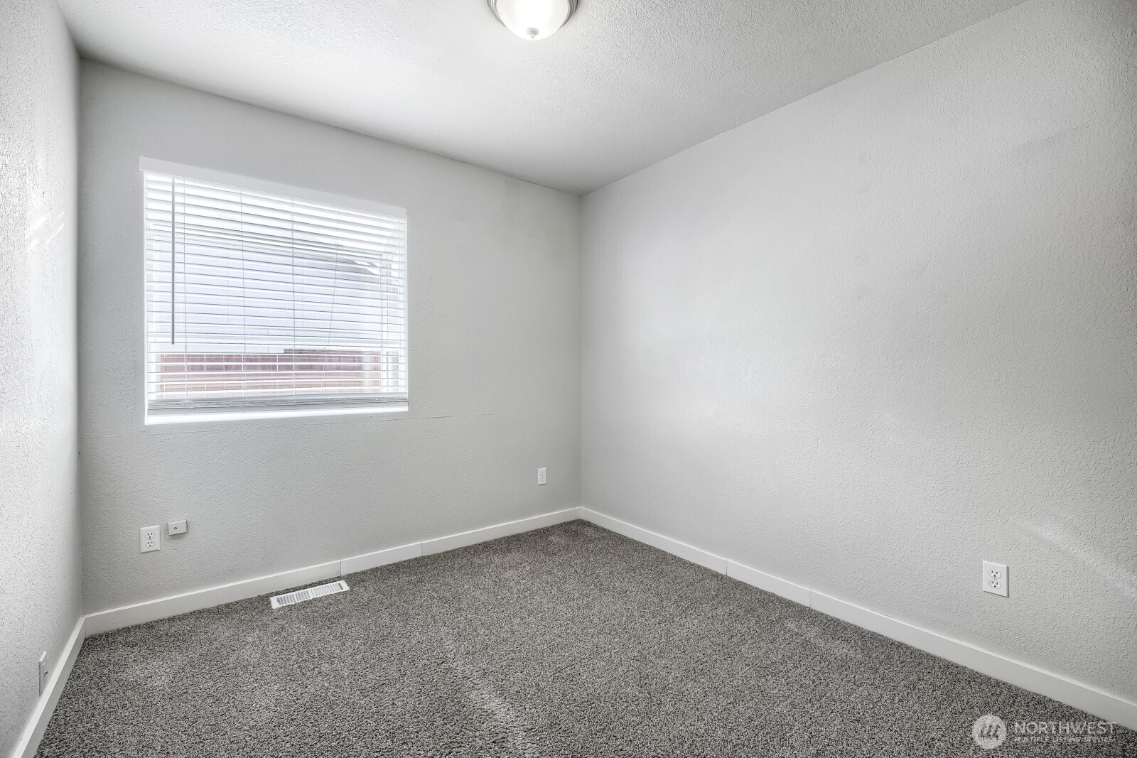 1607 Springfield Court NE, Olympia, WA 98506