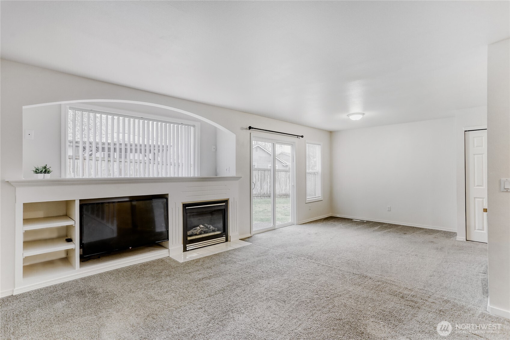 18012 Champions Drive , Arlington, WA 98223