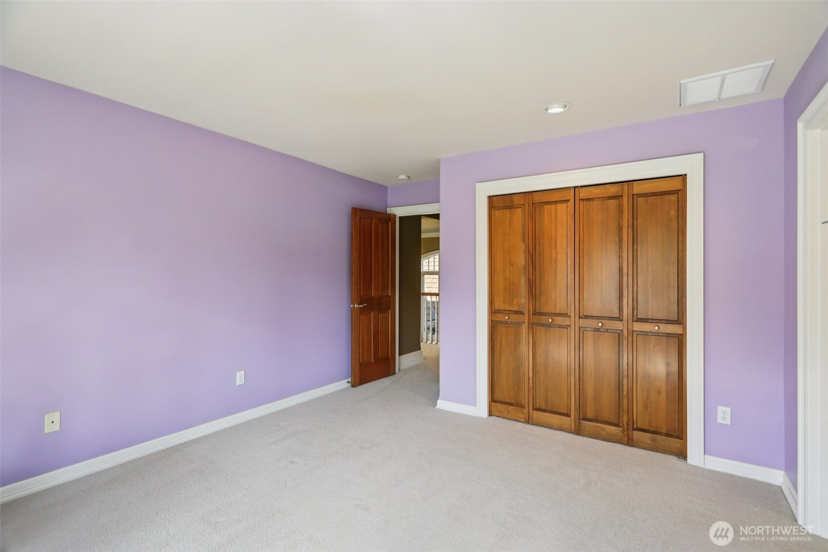406 Windsor Dr SE , Sammamish, WA 98074