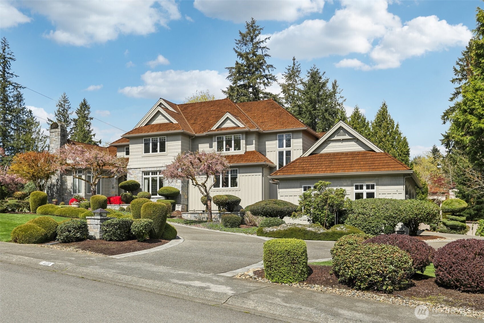 406 Windsor Dr SE , Sammamish, WA 98074