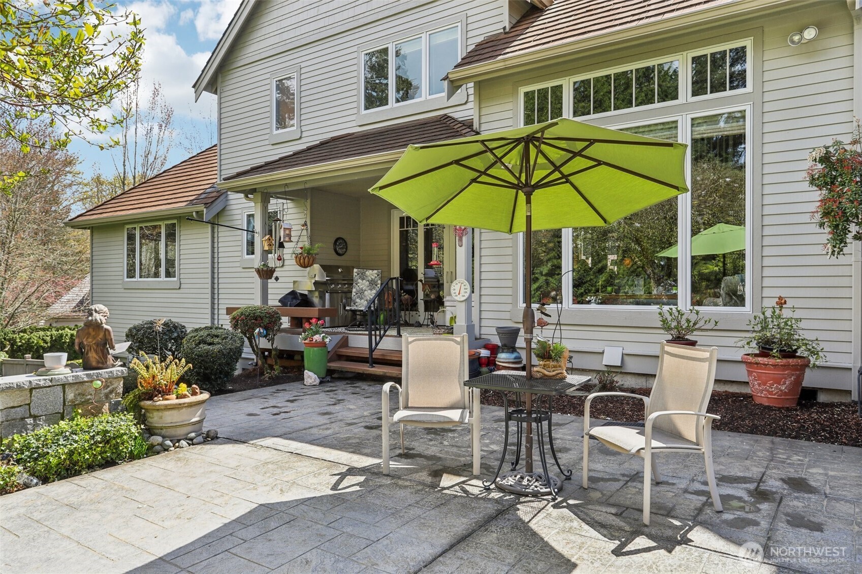 406 Windsor Dr SE , Sammamish, WA 98074