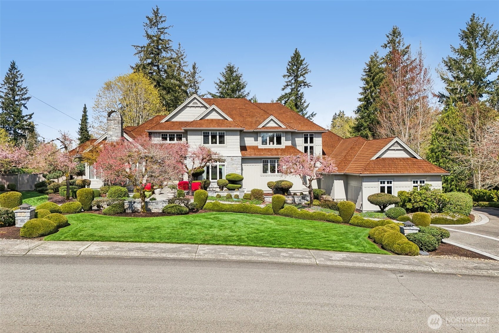 406 Windsor Dr SE , Sammamish, WA 98074