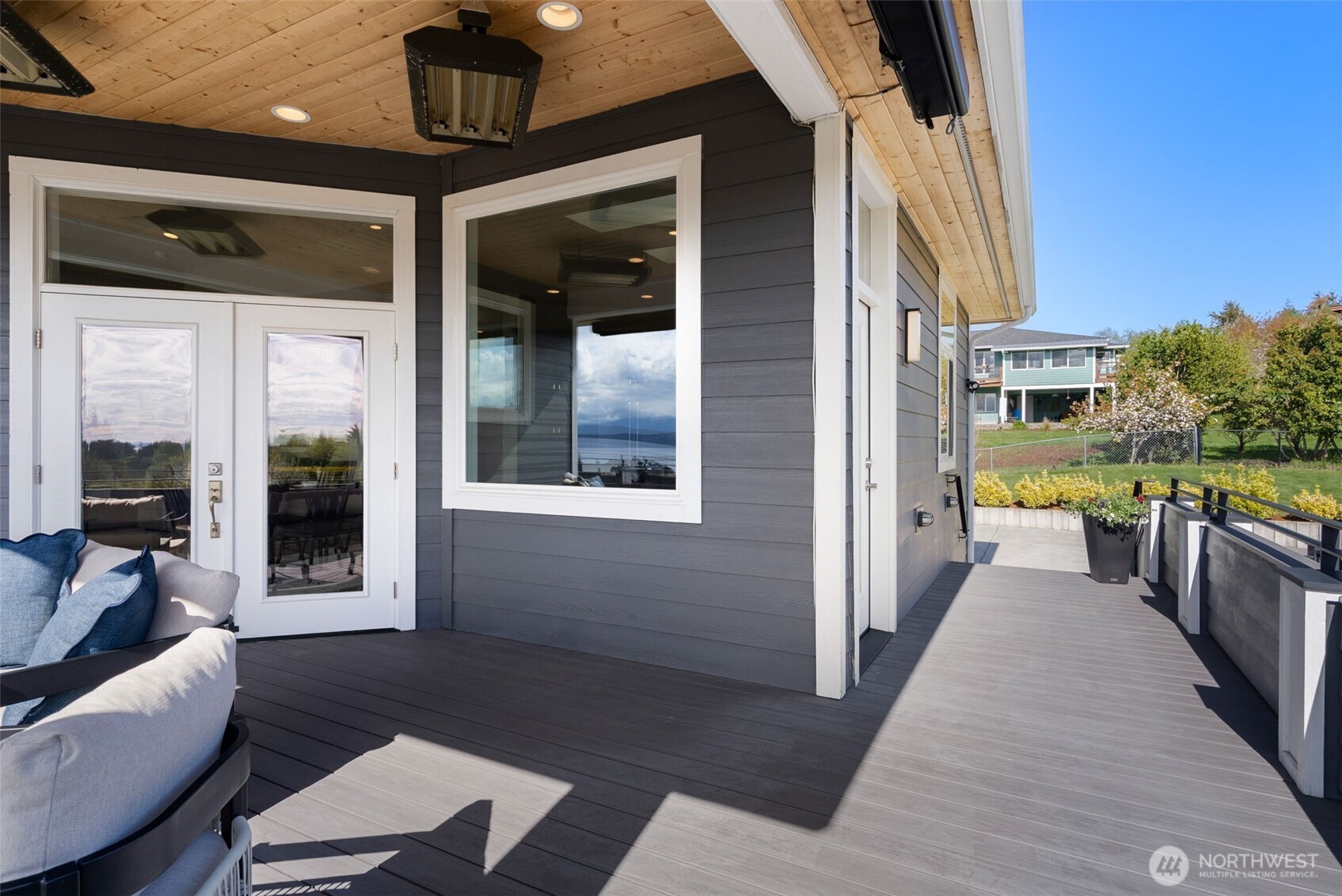 38110 Fawn Road NE, Hansville, WA 98340