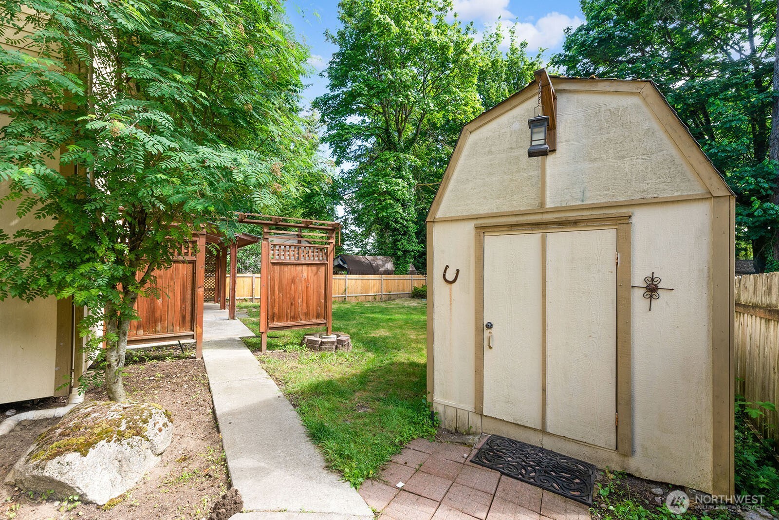 19830 10th Place S, Des Moines, WA 98148