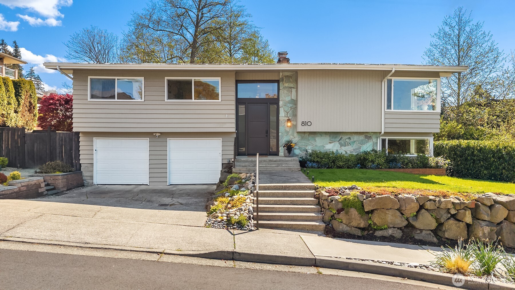 810 Walnut Street , Edmonds, WA 98020