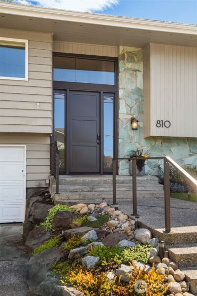 810 Walnut Street , Edmonds, WA 98020 - Photo 2