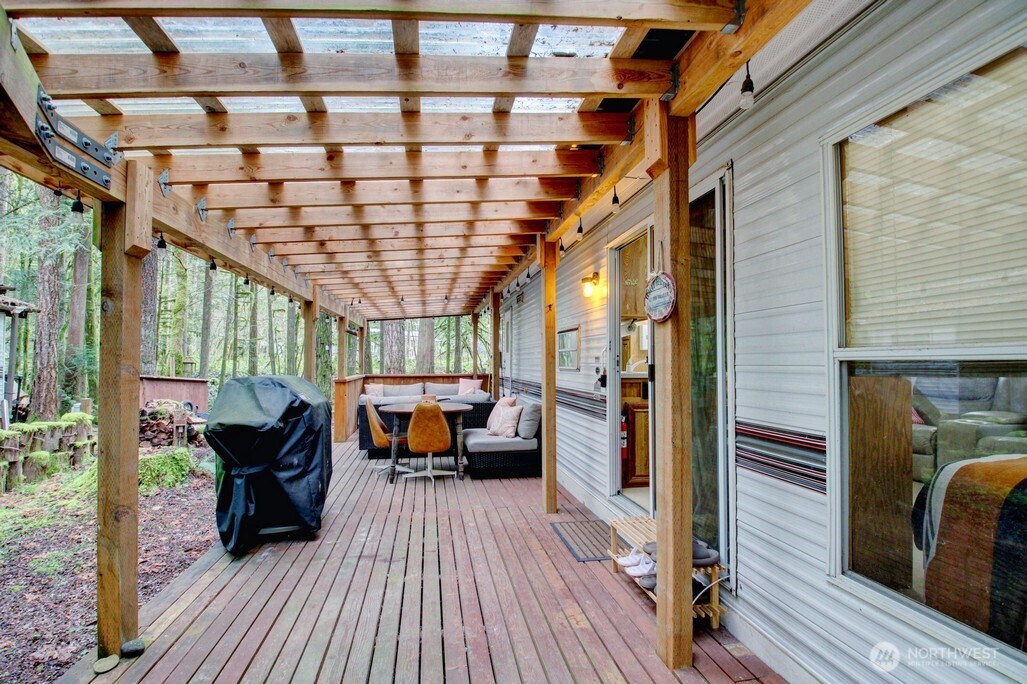 22 Wilderness Way , Deming, WA 98244