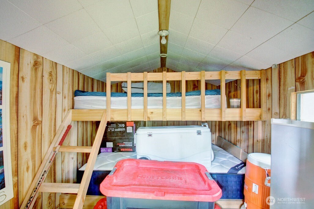 22 Wilderness Way , Deming, WA 98244