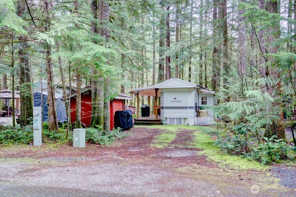 22 Wilderness Way , Deming, WA 98244