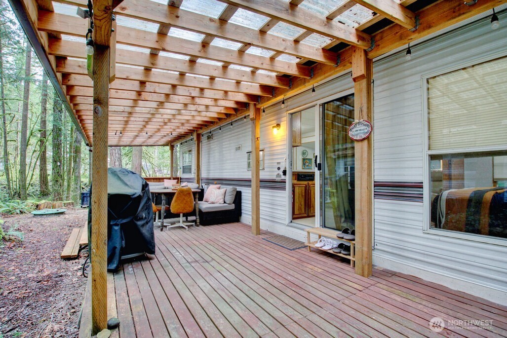 22 Wilderness Way , Deming, WA 98244