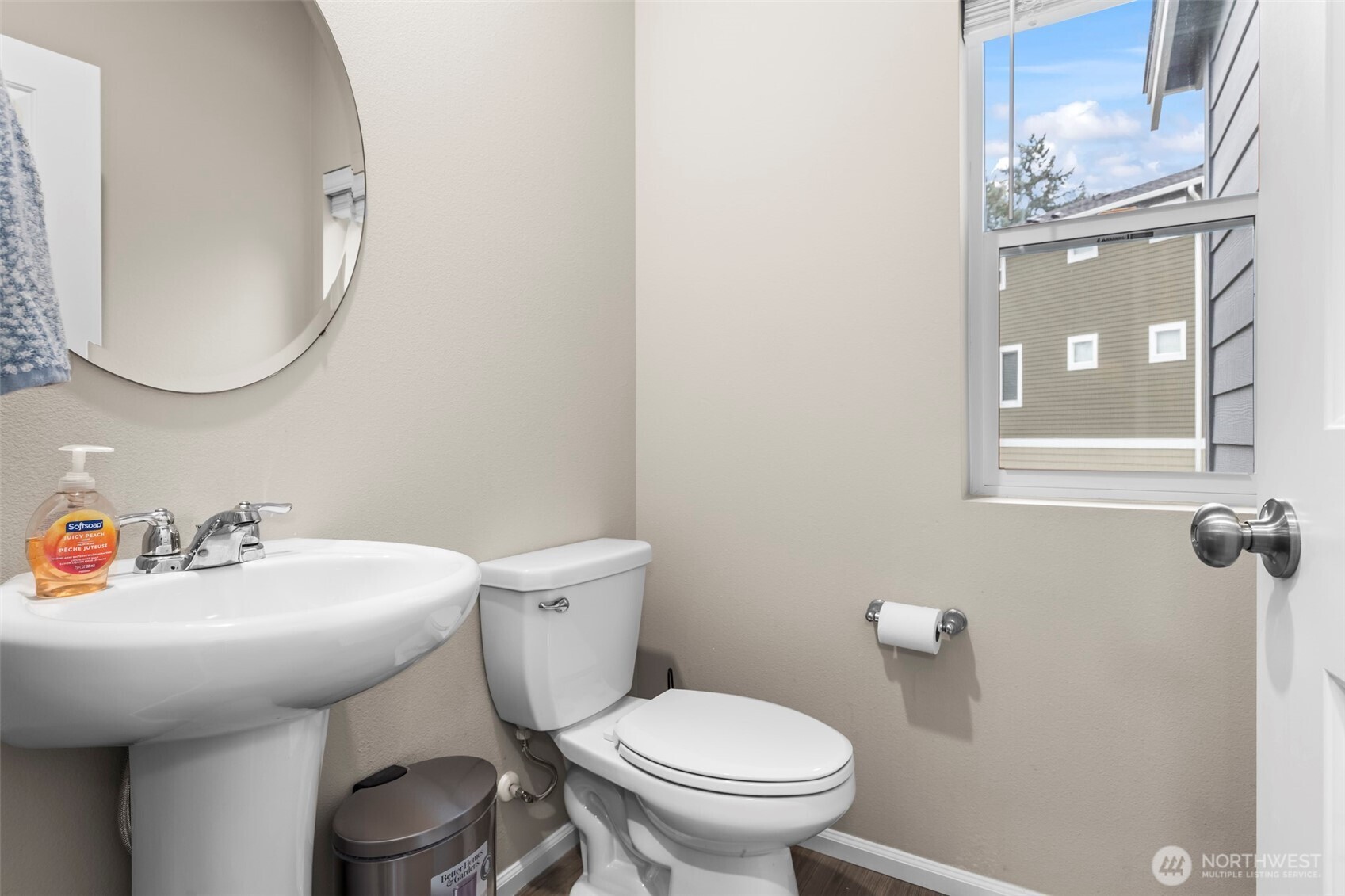 17411 118th Avenue Ct E #F, Puyallup, WA 98374