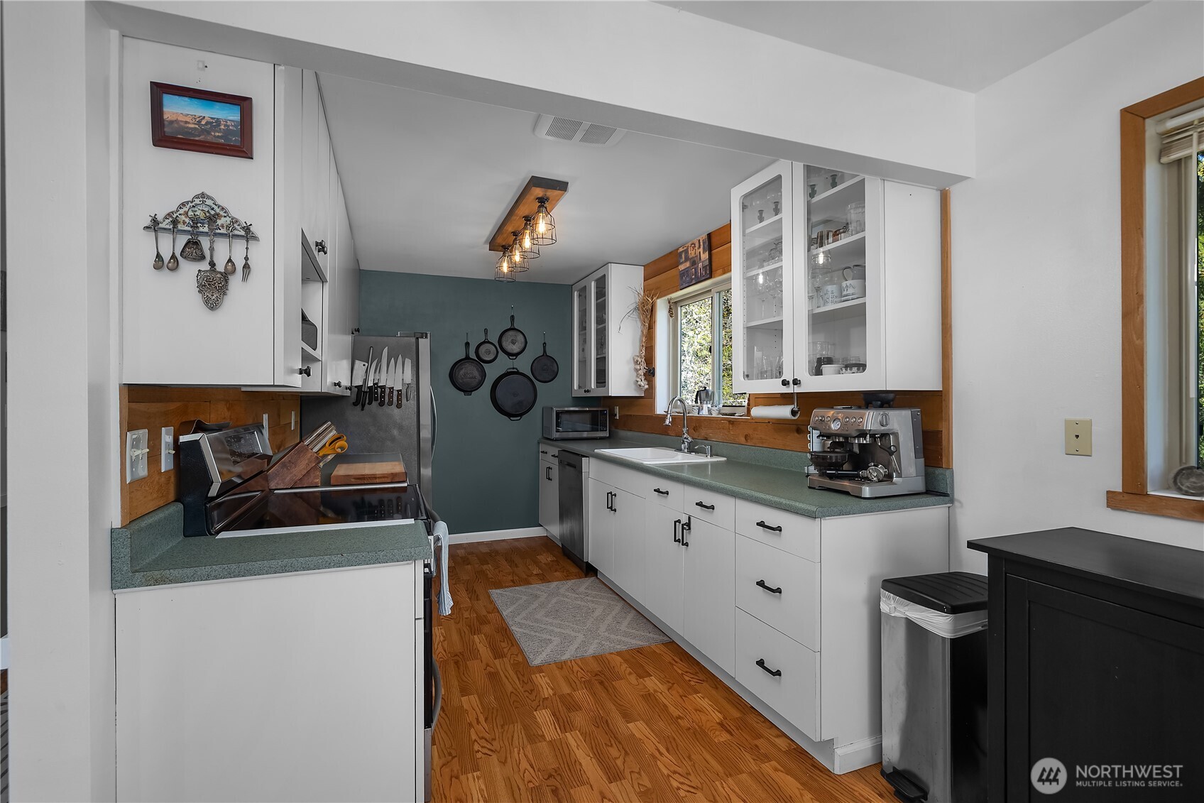 835 Pollock Drive , Brinnon, WA 98320