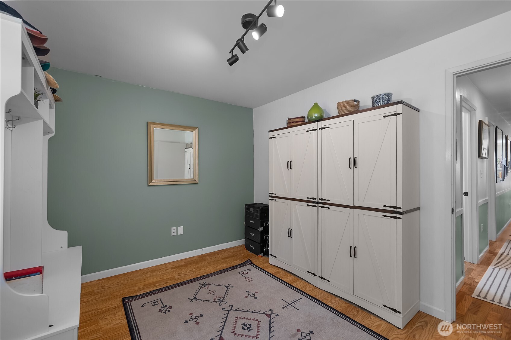 835 Pollock Drive , Brinnon, WA 98320