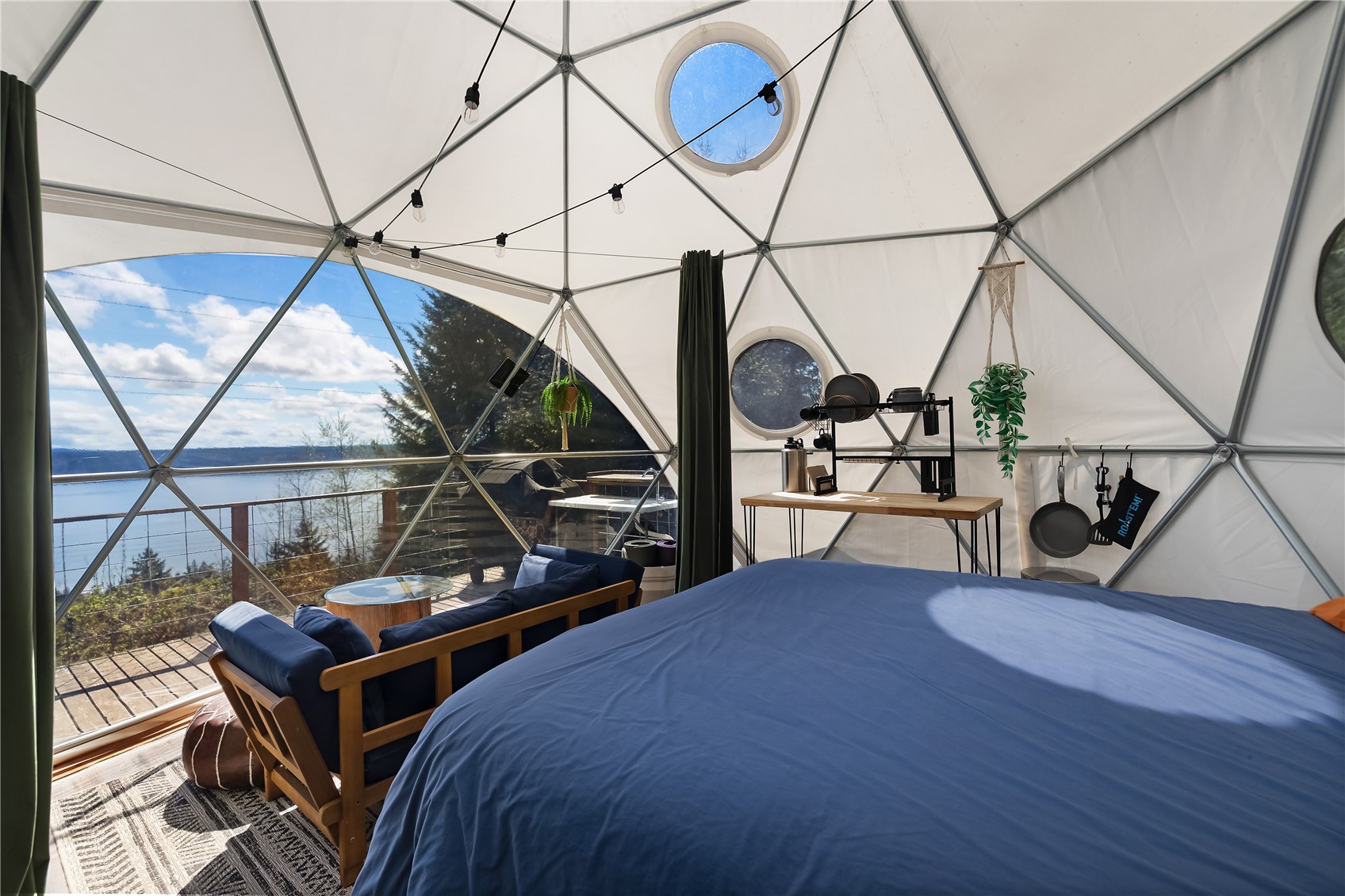 835 Pollock Drive , Brinnon, WA 98320