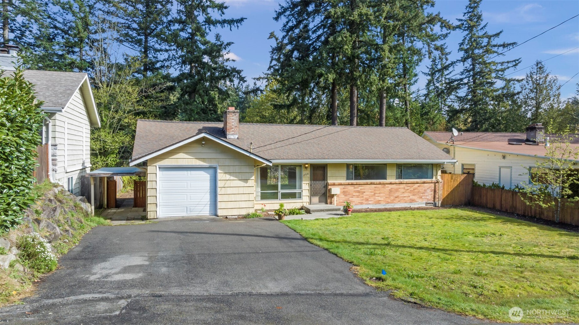 208 N 184th , Shoreline, WA 98133