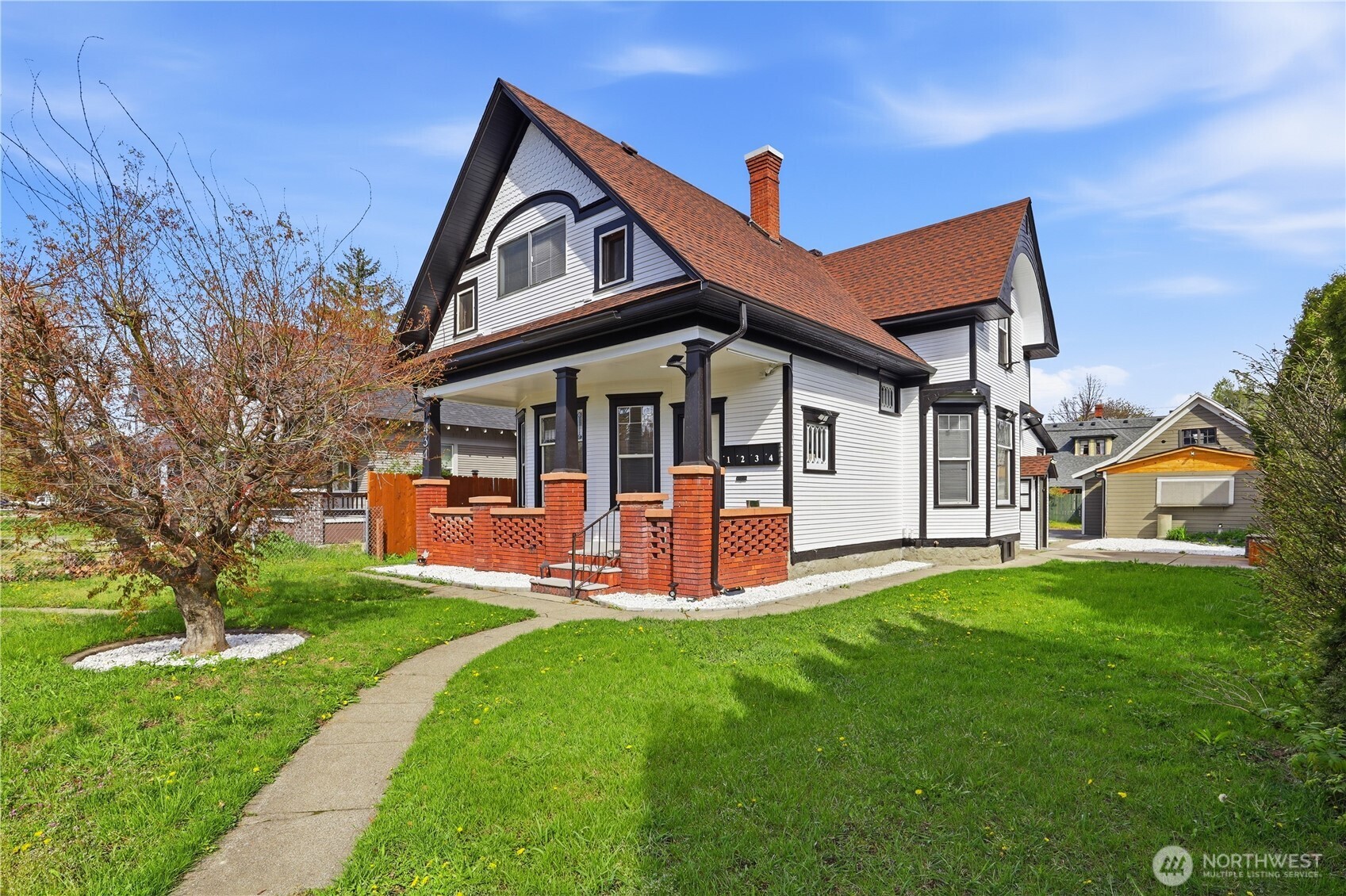 434 W Buckeye Avenue , Spokane, WA 99205