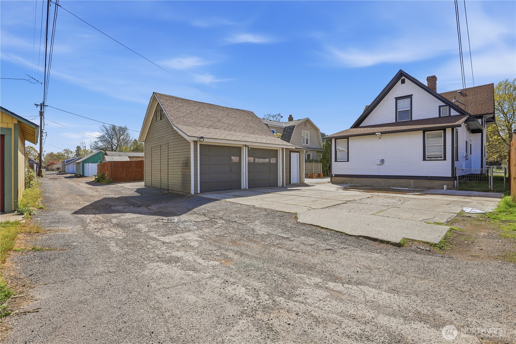 434 W Buckeye Avenue , Spokane, WA 99205