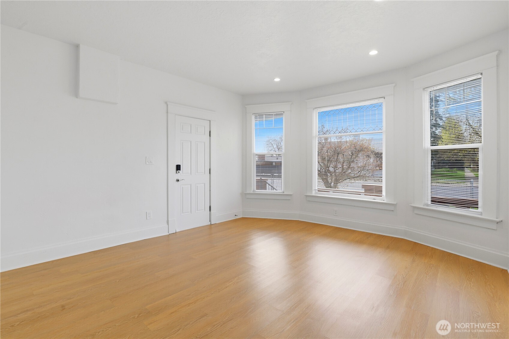 434 W Buckeye Avenue , Spokane, WA 99205