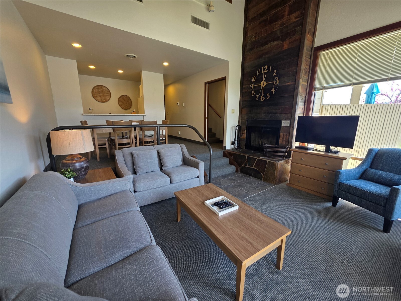 1 Nekquelekin 422-B , Manson, WA 98831