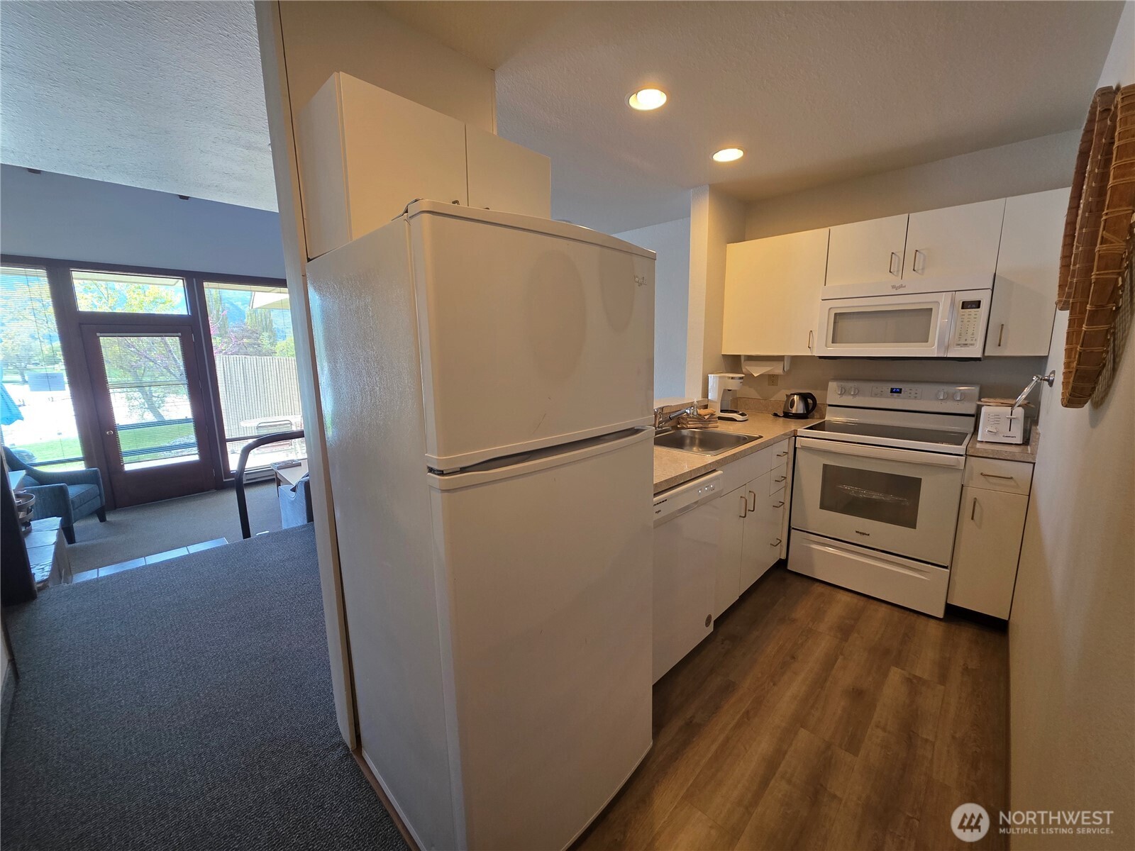1 Nekquelekin 422-B , Manson, WA 98831